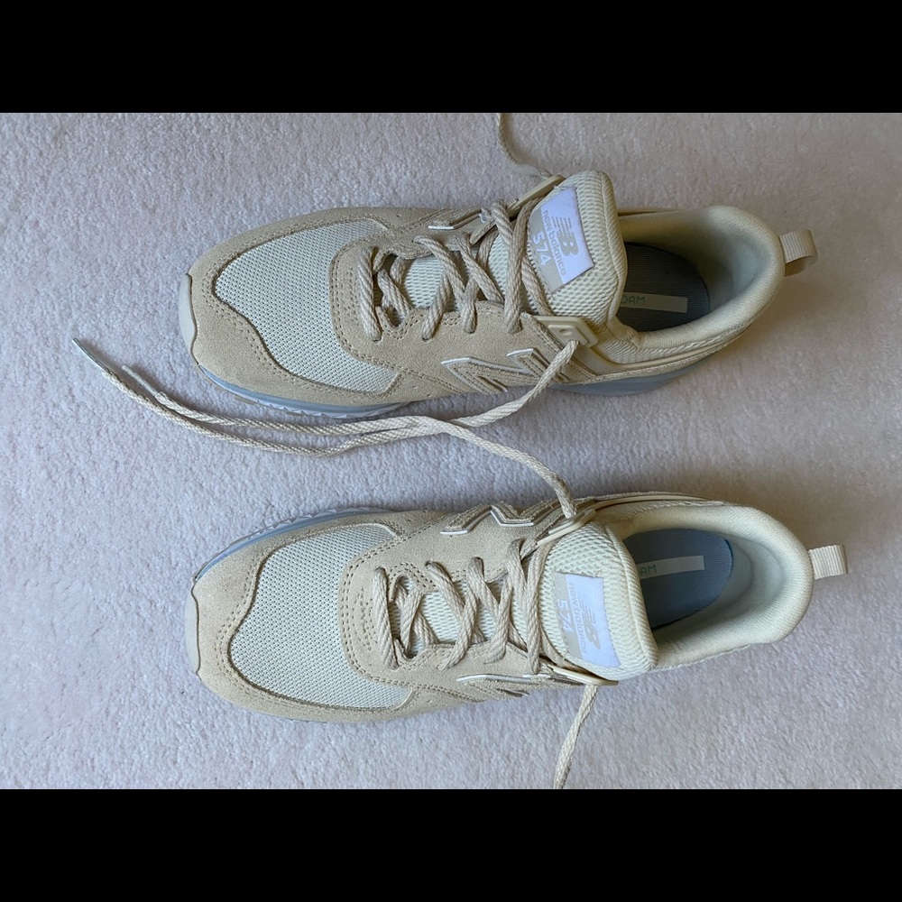 New Balance Women’s Shoes